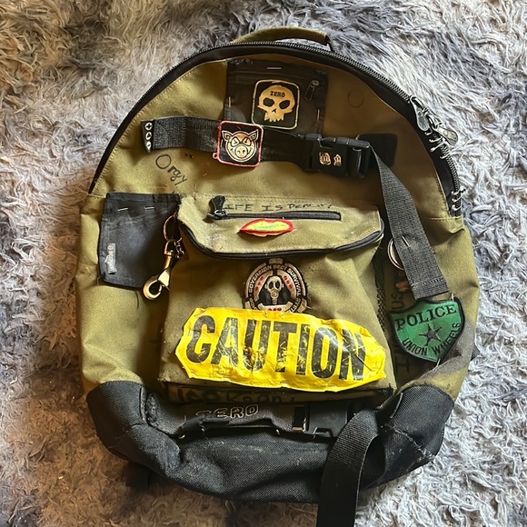 Meet your Posher, The cobra hawk - Picture 4 of 4